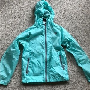 The north face rain jacket/windbreaker